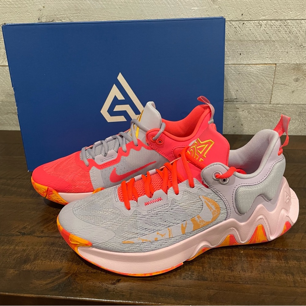Nike Giannis Immortality 2 Hot Punch Size 8.5M/10W Basketball Shoes DM0825-600